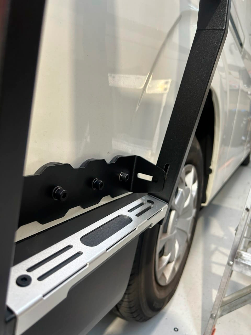 Ozroofracks | Pop Top Roof Van
