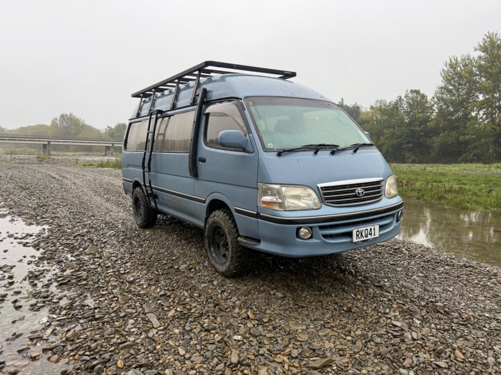 Ozroofracks | High Roof