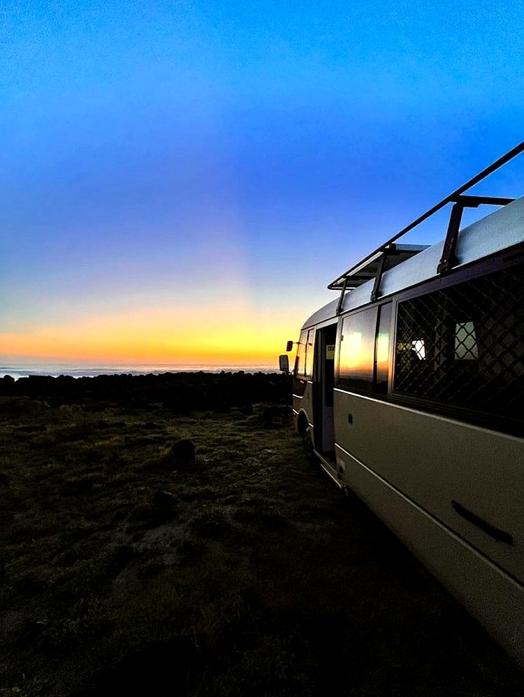 Ozroofracks | High Roof Roof Rack