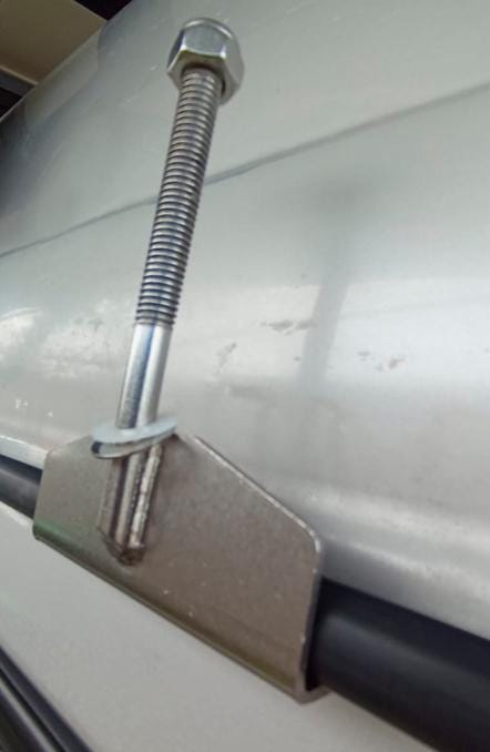 OZ10 Roof Rack Gutter Long T-Clamp
