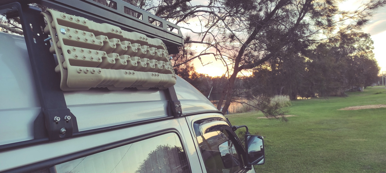 Ozroofracks | Roof Racks And Trays